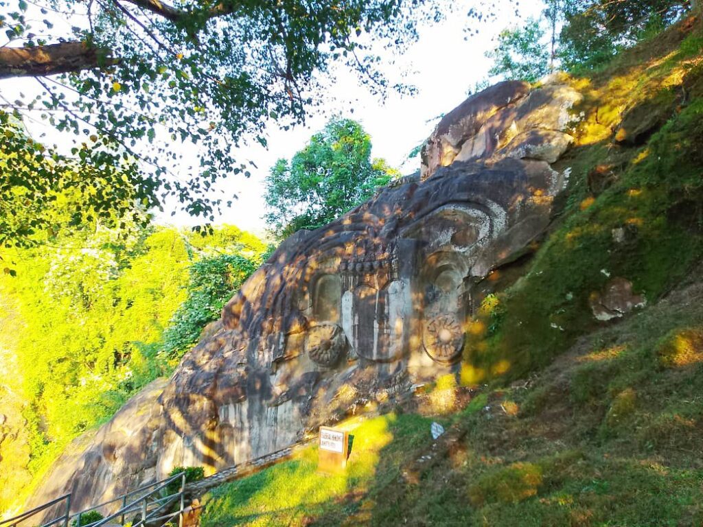 sculptures at Unakoti rock carvings